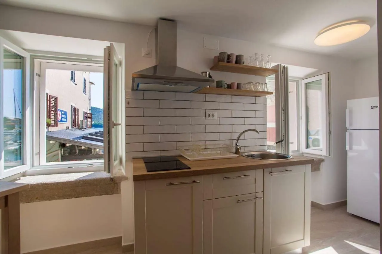 Apartmani Kraj Mora Cres Appartamento